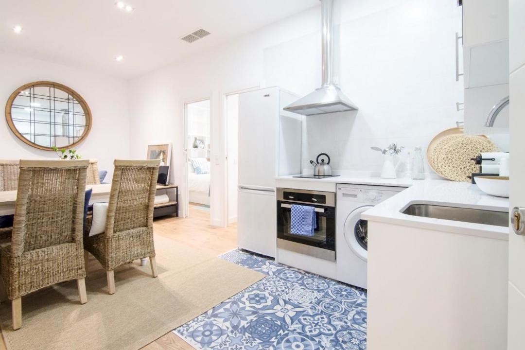 Apartamento Comfy And Centric- 2Bd 1Bth- Espoz Y Mina Madrid Exterior foto